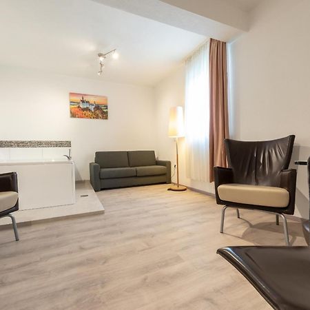 Hotel In Laisen Reutlingen Habitación foto