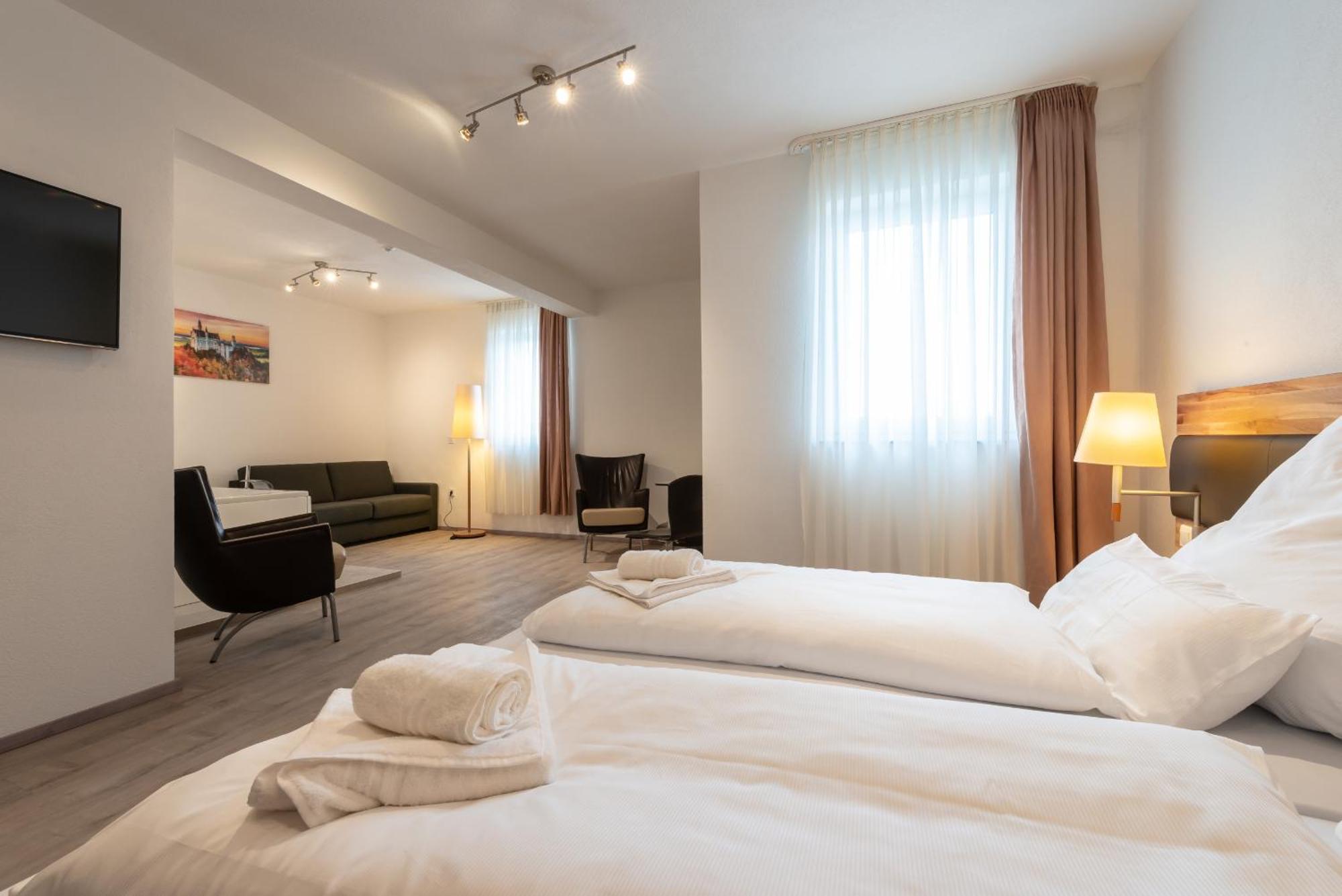 Hotel In Laisen Reutlingen Habitación foto